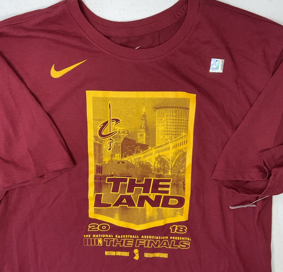 Nike Cleveland Cavaliers Shirt The Land 2018 NBA Finals Athletic