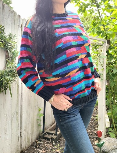 Vintage 90s JH Collectibles Hand Knit Colorblock Black Sweater Sz Medium - Picture 2 of 8
