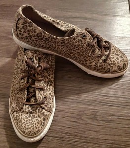 sperry cheetah print boat shoes