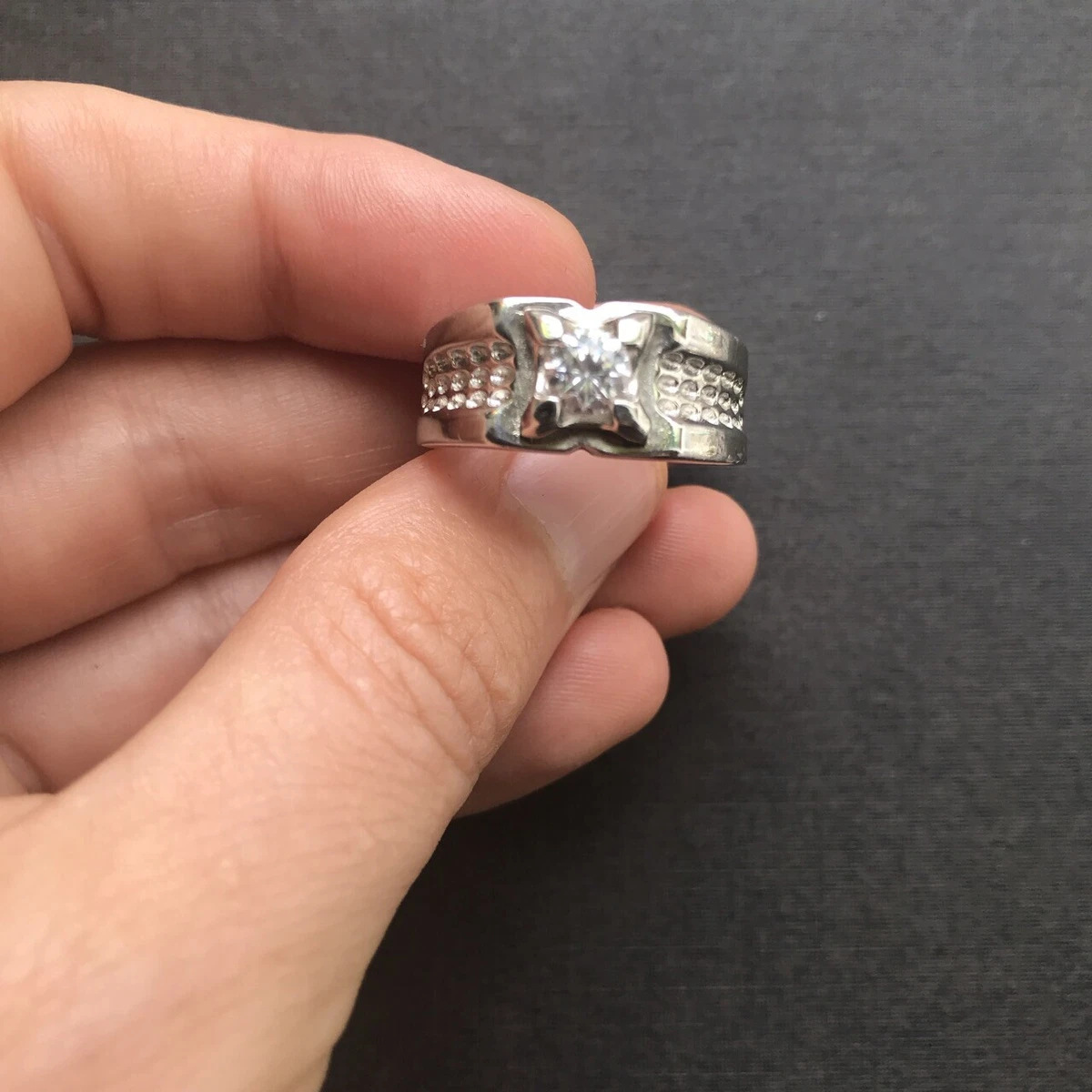 Mens cubic zirconia rings uk sale