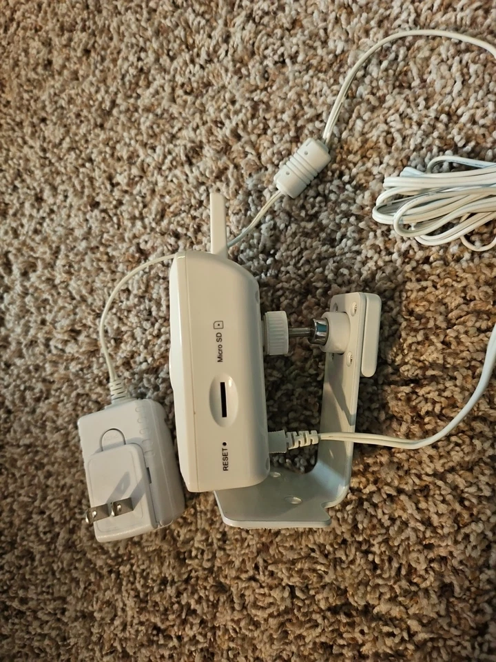 Cámara de seguridad para Internet TriVision Foto 2 de 3