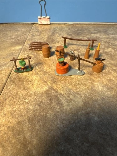 Vintage Marx Fort Apache Alamo Miniature Play-set Fort Stockade Parts