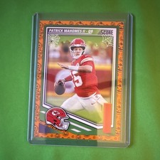 Score 2023 Patrick Mahomes II Pumpkin Parallel #102 Kansas City Chiefs