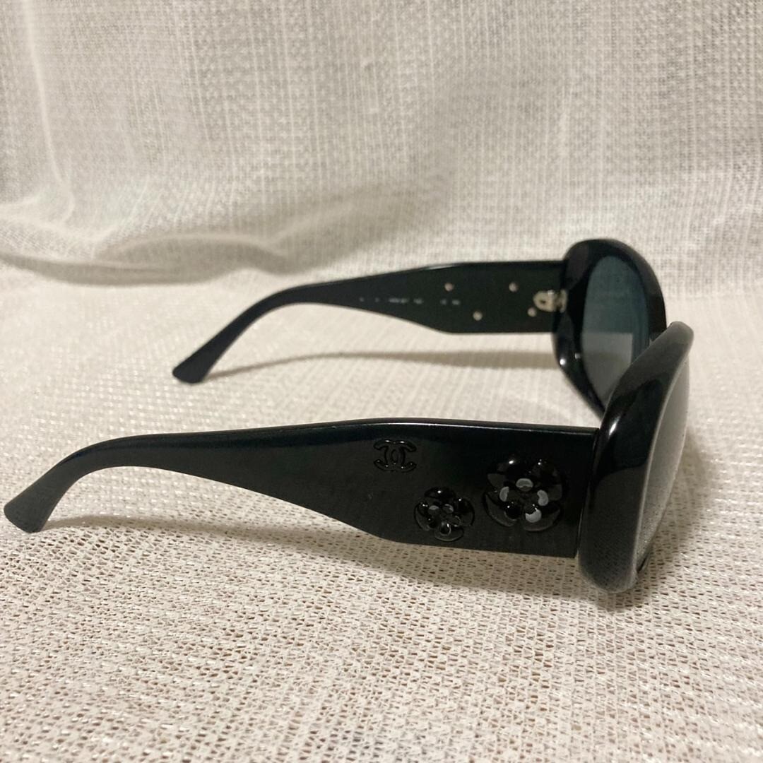 CHANEL 5113 Black Sunglasses Camellia Flower Design with Coco Mark