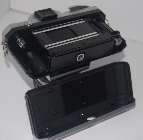 NIKON F MODEL nikkor WIDE ANGLE LENS eye level finder,SOFT SHUTTER BUTTON,all A+ - Picture 7 of 11