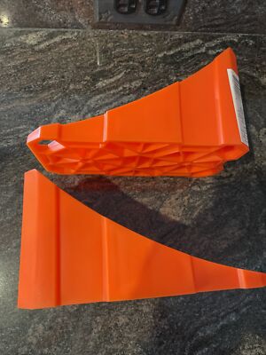 Lynx Lil' Chock 2 Pack 000172 FMBI Sales New Orange Plastic