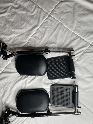 Wheelchair Elevating Legrests with Padded Calf Pads 1 pair - Picture 3 of 17