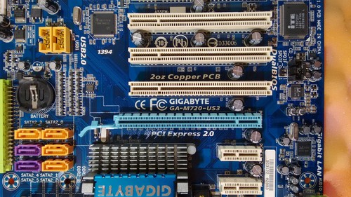 Gigabyte GA-M720-US3 +Phenom 9750 +2GB [Socket AM2+] Motherboard / Placa base - Afbeelding 7 van 10
