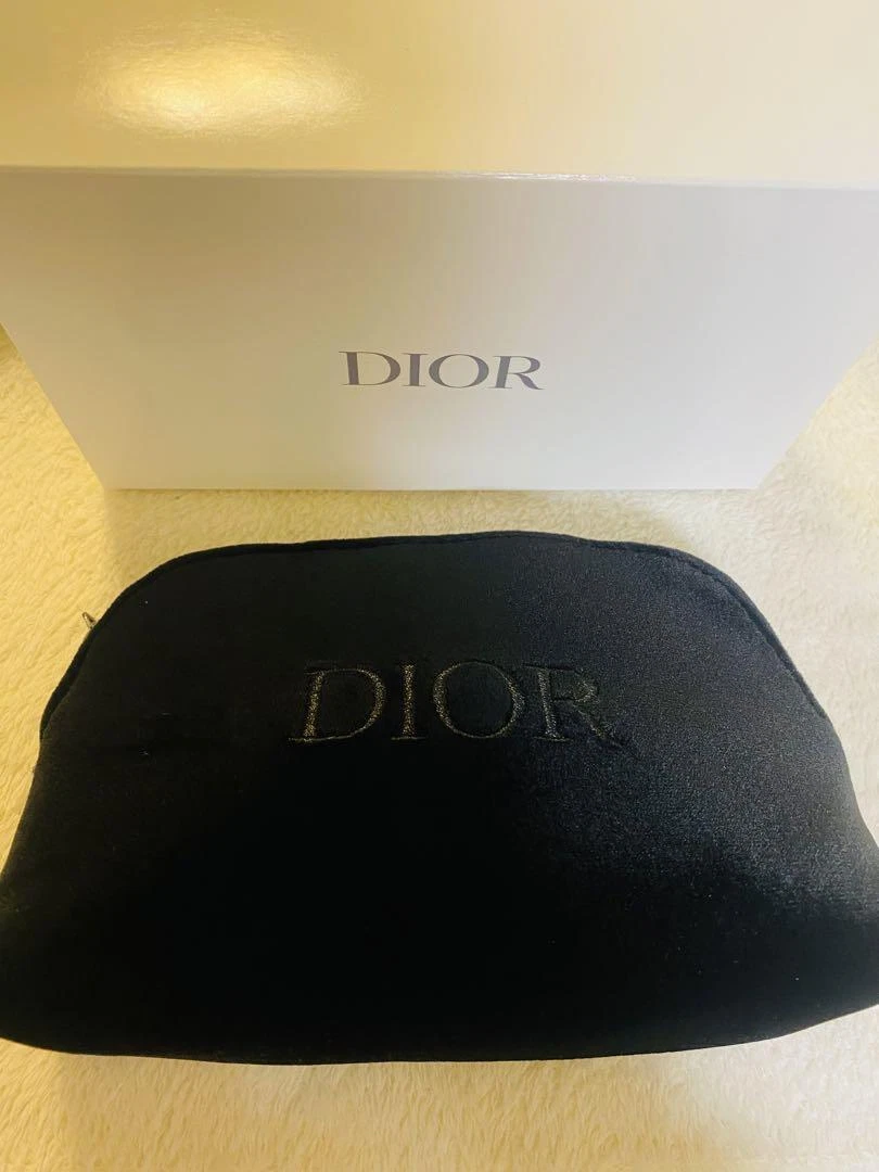 Pochette nouveauté DIOR