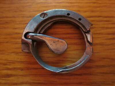 singer sewing machine bobbin case