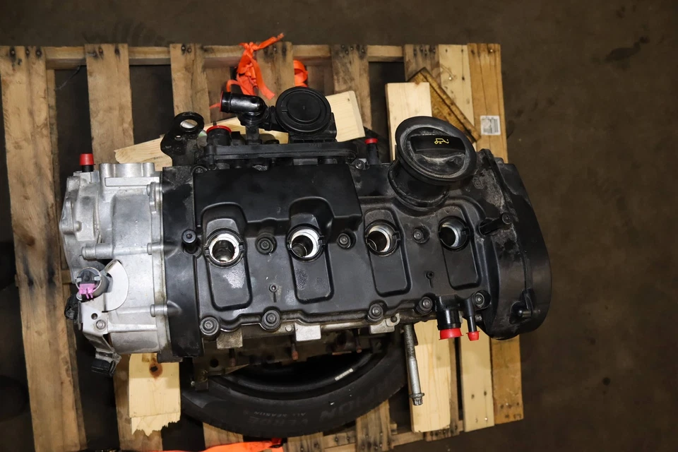 2011-2015 AUDI TTS QUATTRO 2.0L - Engine LONG Block Assembly 06F100041E - Image 3 of 4