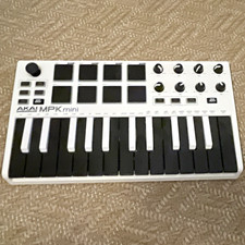 Akai MPK mini Keyboard-Controller 25 Tasten m...