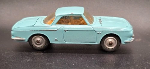 Vintage Corgi Toys VW 1500 Karmann Ghia (Repainted)