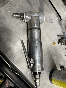 Blue Point Air Nibbler made by snap on 