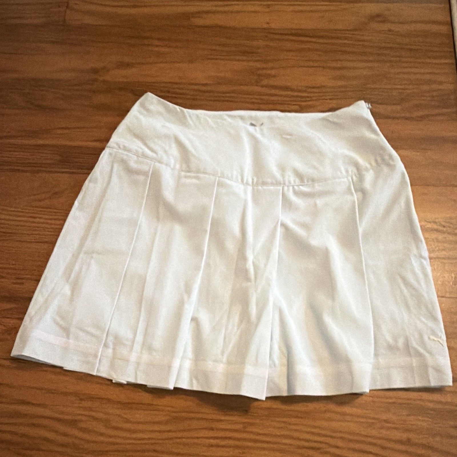 PUMA Women’s Light Blue w/white stripe skort Side zip Solid Regular Fit