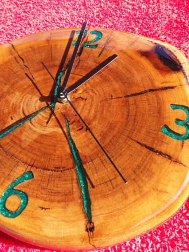 Wall Clock Handmade Epoxy Resin Art Hardwood Live Edge - Picture 3 of 14