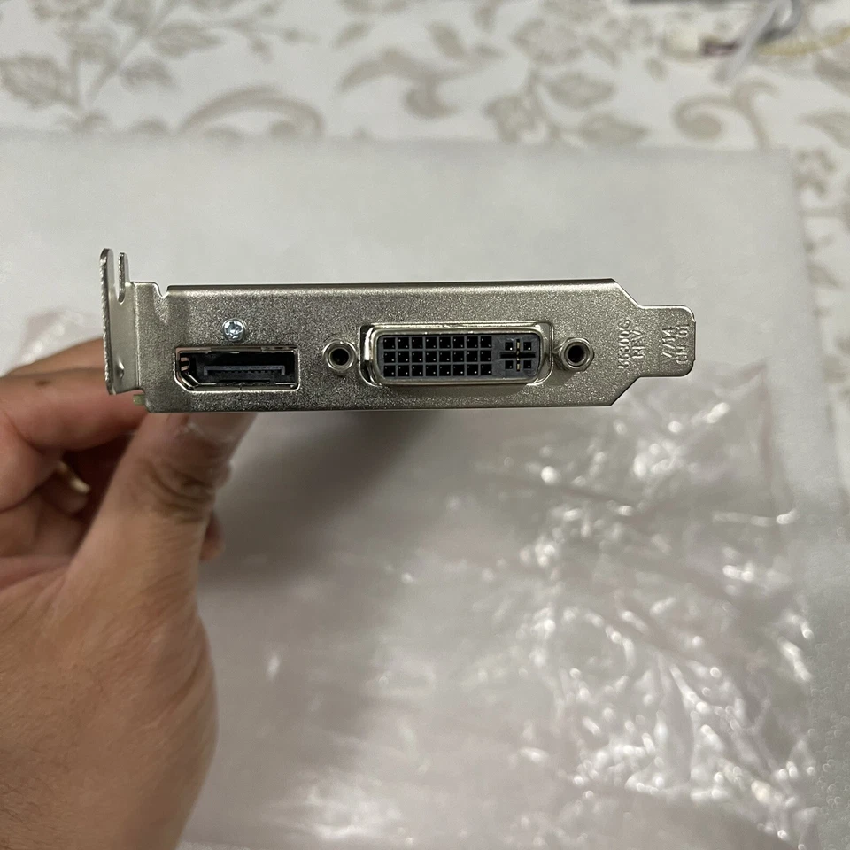 AMD R7 250 2GB DDR3 Low Profile SFF DVI DisplayPort PCI-e Video Card DELL 0FDT1K - Image 3 of 4