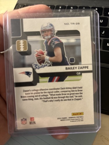 2022 Panini Donruss - The Rookies #TR-28 Bailey Zappe RC PATRIOTS - Picture 2 of 2