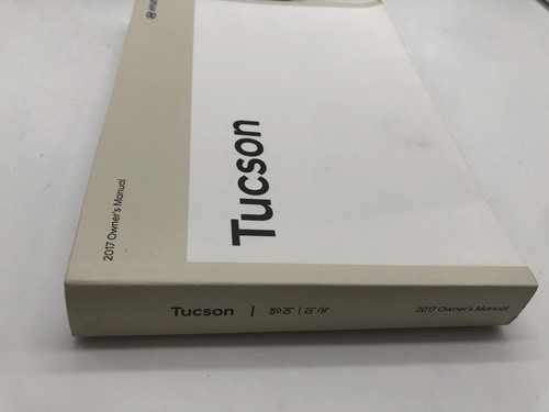 2017 Hyundai Tucson Owners Manual Set with Case OEM R01B20013 - Picture 7 of 12