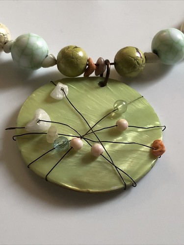 Handmade Stone Green Beaded Wire Wrapped Necklace Mother of Pearl Wire Pendant - Picture 2 of 6