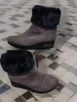 New DKNY Abri Wedge Suede Fur Ankle Boot Women's Size