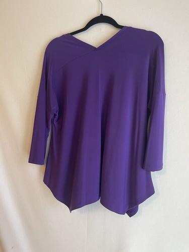 By JJ Purple Top W Zipped Accent Pocket Slinky Soft Polyester Size Small - Picture 6 of 8
