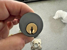 CILINDRO LLANTA GMS R118- RD1-10B-6 CORBIN D1 LLAVE
