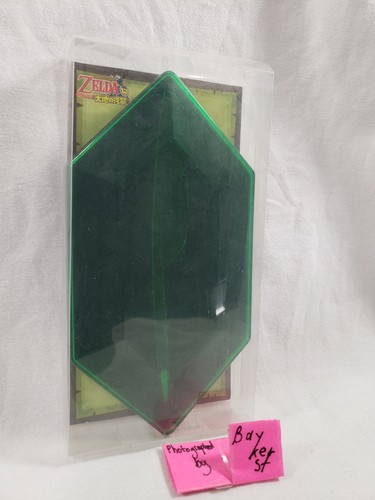 Nintendo DS Legend Zelda Spirit Tracks Pre-Order Bonus Feather Stylus Rupee Case