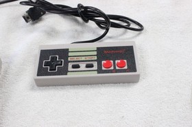 Nintendo NES Classic Edition Mini Console w/ Controller & Cables Genuine CLV-001