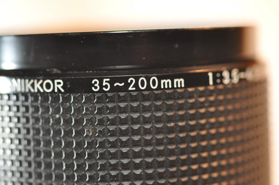 尼康 Zoom Nikkor 35-200 毫米 f/3.5-4.5 AI-S 镜头适用于 FG N2000 F3 惠普 FM2N FA FE2 — 第 2/4 张图片