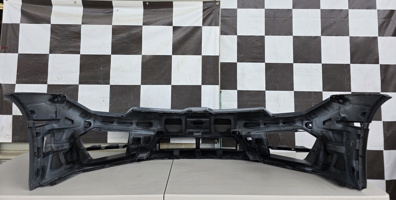 2016 2017 2018 2019 Lamborghini Huracan LP580 LP610 Front Bumper Used Oem