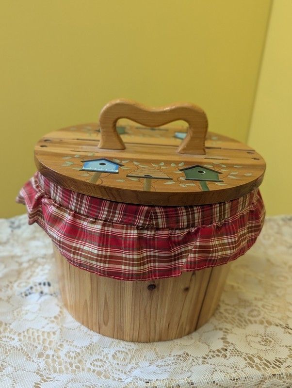  Decorative Country Cottage Wooden Sewing/Bread Flip Top Basket w/ Birdhouses