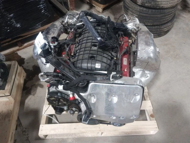 2023 Chevrolet Corvette 6.2L LT2 Engine with Accessories 10 miles 2761534 - Image 4 of 4