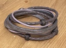 Mehrreihiges geflochtenes Lederarmband Grau/L...