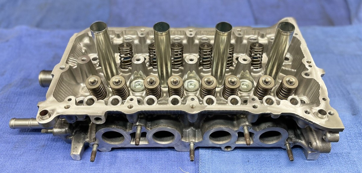 Toyota 1.8 2ZR-FXE DOHC Prius Hybrid 
