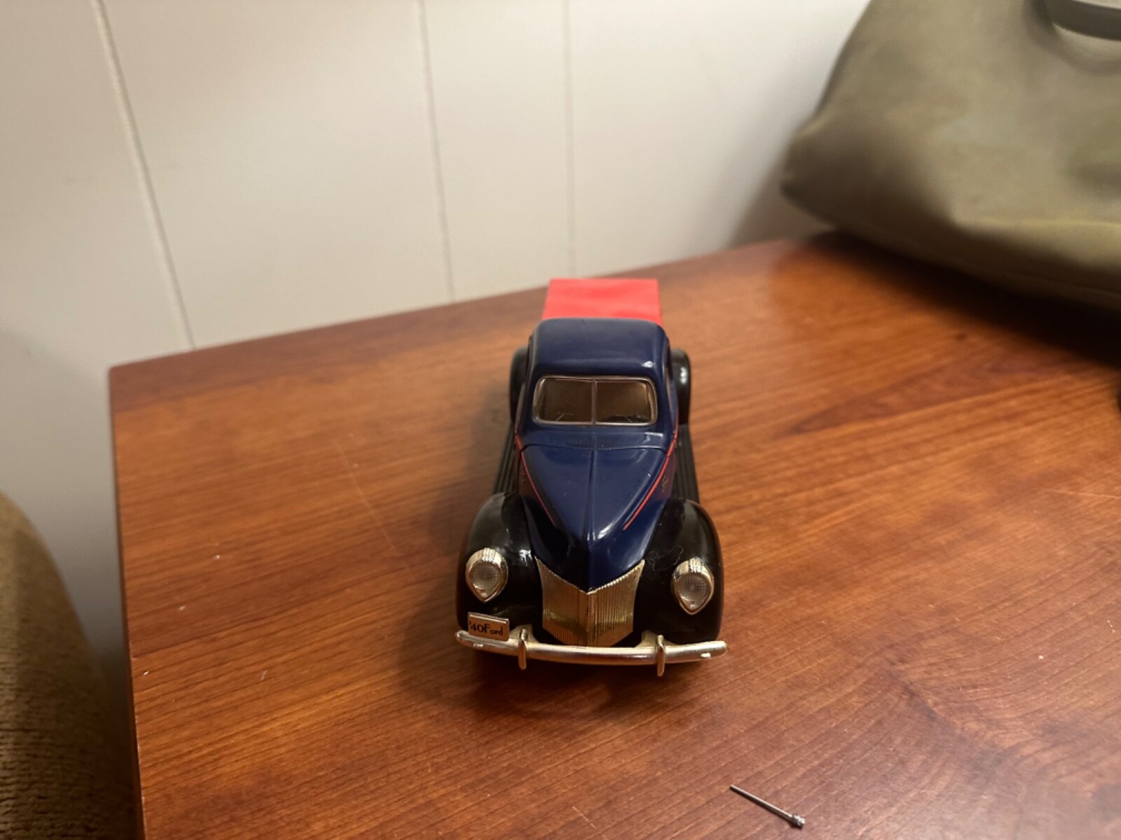 Picture 2 of 6