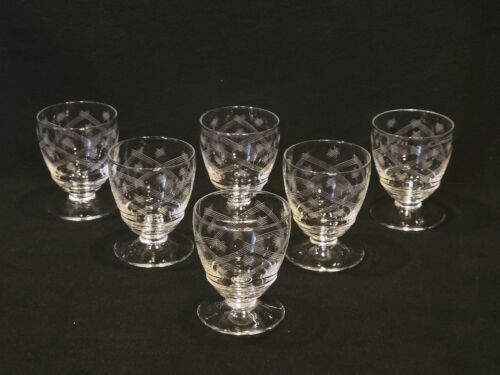 6 anciens verres à liqueur en cristal gravé ciselé art déco  - Photo 1/10