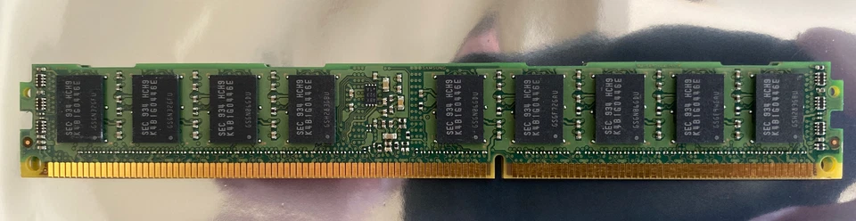 M392B5670EH1-CH9 2GB Server RAM PC3-10600R-09-10-M1-D2 43X5051 44T1497 HS22 - Image 2 of 3