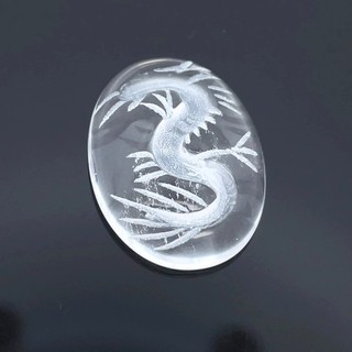 SAMMLERSTEIN BERGKRISTALL DRACHEN GRAVIERT ca. 17 10 ct. SCHMUCKJAGD