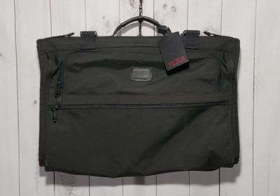 TUMI ALPHA 22 INCH TRI-FOLD GARMENT BAG - NO SHOULDER STRAP