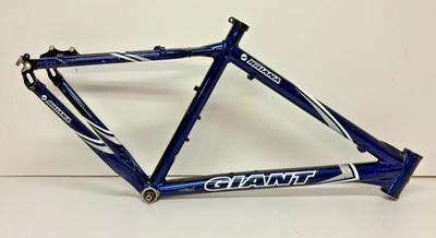 Giant Iguana 19" Fluidform Aluminum Disc Brake 26" QR Mountain Bike Frame  +BB | eBay