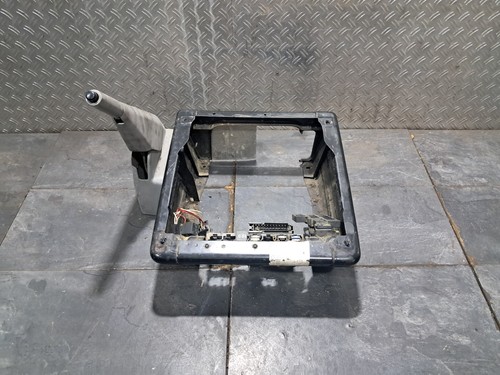 VW T5 T5.2 7E T6 Sitzkonsole Konsole Fahrerseite vorne links