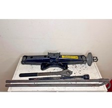 1988-1998 Chevy Gmc Ck 1500 2500 3500 Silverado Tahoe Jack Tool Kit Oem 1988-1998 Chevy Gmc Ck 1500 2500 3500 Silverado Tahoe Jack Tool Kit Oem