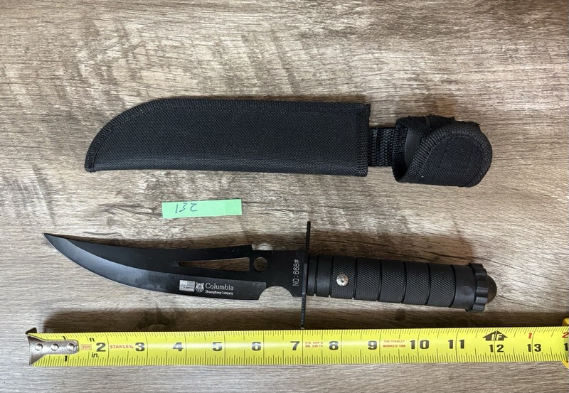 Columbia tactical fixed-blade knife for camping, hunting, or survival & Sheeth