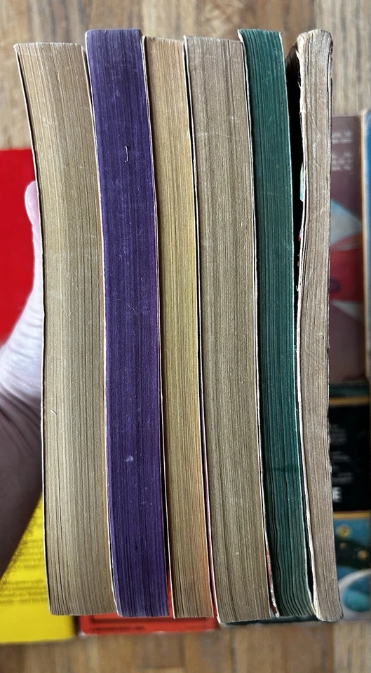 Lot of 18 Vintage Sci-Fi Paperbacks: Anderson, Heinlein, Norton, Moorcock, Simak - Image 4 of 4