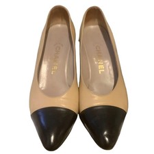 CHANEL Pumps Pointed Toe Beige Black Leather Women's Size EU36/US6