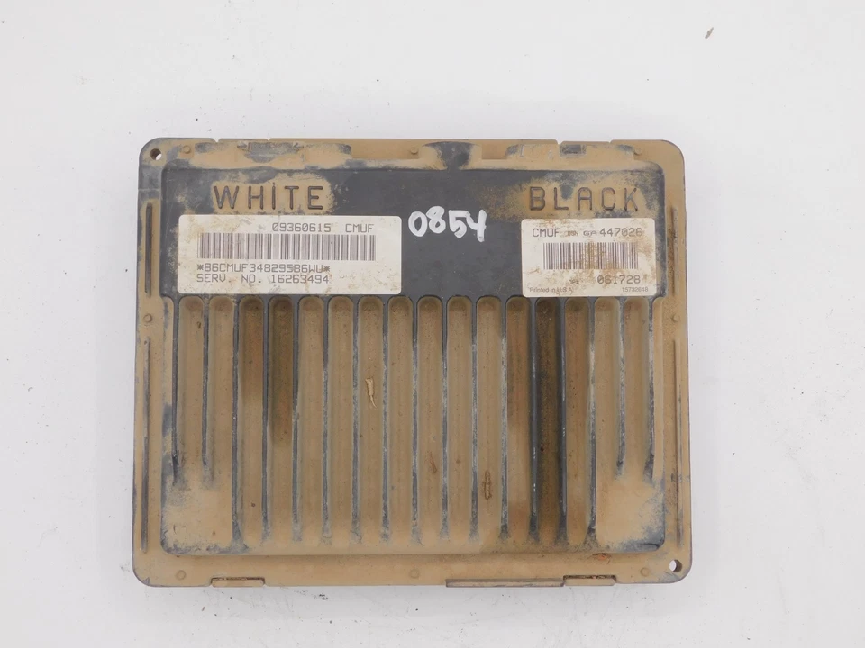 Chevrolet K1500 Suburban 1999 1/2 tonelada 4x4 8 cilindros 5,7 L OEM ECU 09360615 Foto 3 de 3