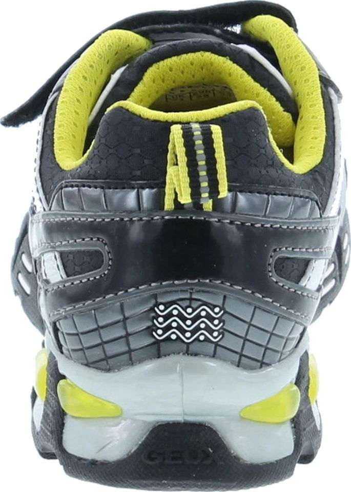Tenis iluminados GEOX para niños Light Eclipse moda Foto 4 de 4