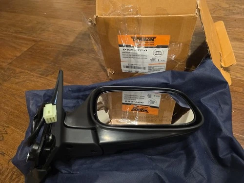 Door Mirror Right Dorman 955-796 fits 04-08 Subaru Forester. New Open box