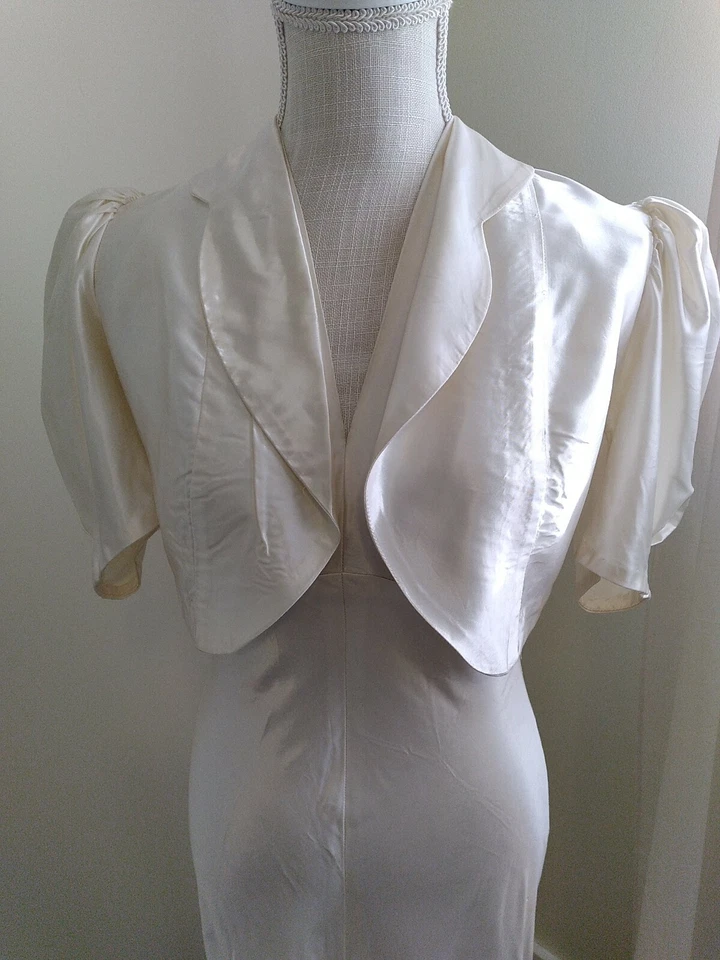 Stunning Vtg Wedding Gown 1920s/30s Satin Halter w/ Jacket candlight small - Image 3 of 4